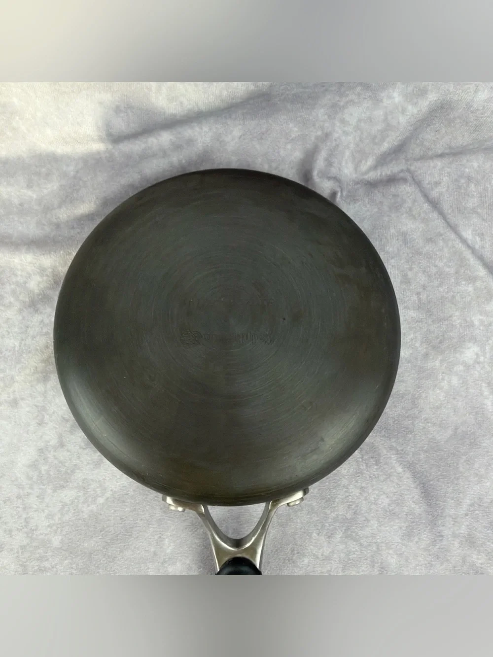 Calphalon 1.5 Qt 8” Saucepan With Removable 4 Cup Egg Poacher Insert & Glass Lid